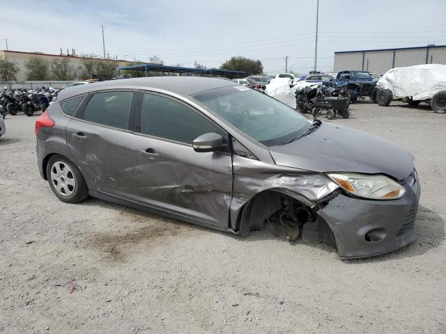 Foto 4 de la subasta – 2014 FORD FOCUS SE con VIN 1FADP3K27EL185754