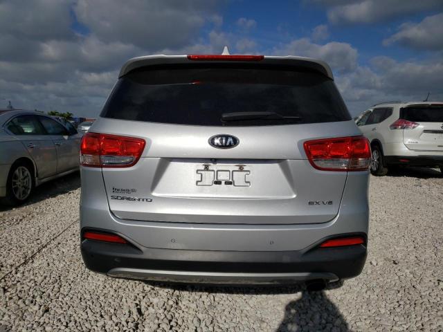 Photo 6 from auction – 2016 KIA SORENTO EX with VIN 5XYPH4A53GG172729
