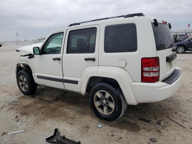 Photo 2 from auction – 2008 JEEP LIBERTY SP with VIN 1J8GP28K58W144415