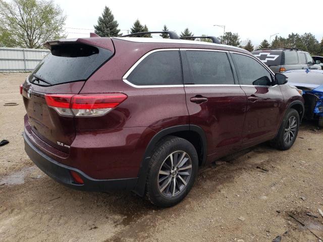 Photo 3 from auction – 2018 TOYOTA HIGHLANDER with VIN 5TDJZRFH9JS490884