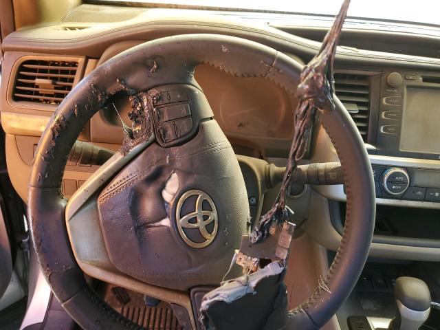 Photo 9 from auction – 2017 TOYOTA HIGHLANDER with VIN 5TDJZRFH8HS444361