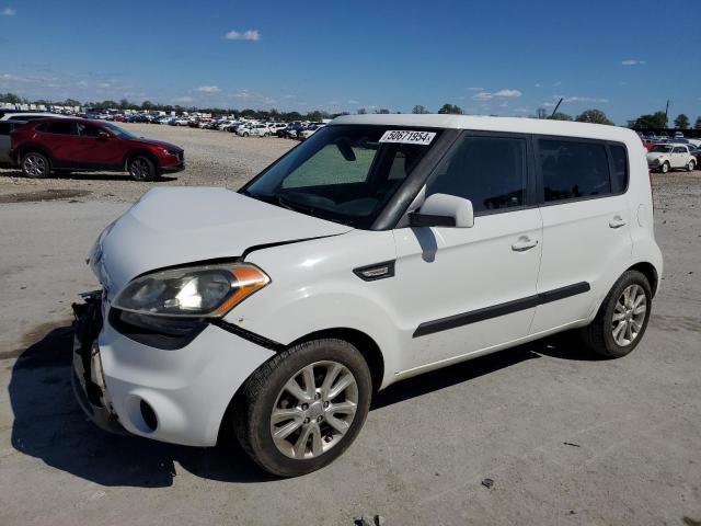 KIA SOUL 2013 مع رقم تعريف المركبة KNDJT2A57D7572049 - صورة من المزاد