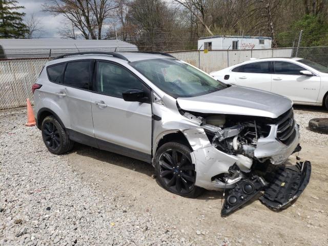 Photo 4 from auction – 2019 FORD ESCAPE SE with VIN 1FMCU0GD3KUB64165