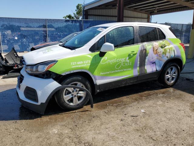 CHEVROLET TRAX LS 2019 with VIN 3GNCJKSB0KL343389 - Photo from auction