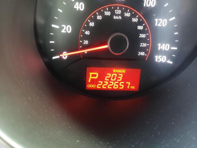 Photo 9 from auction – 2011 KIA SORENTO EX with VIN 5XYKUDA20BG176760