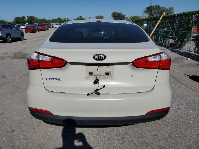 Photo 6 from auction – 2015 KIA FORTE LX with VIN KNAFK4A68F5366361