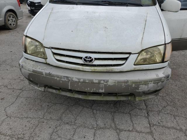 Photo 12 from auction – 2003 TOYOTA SIENNA LE with VIN 4T3ZF13C53U544057
