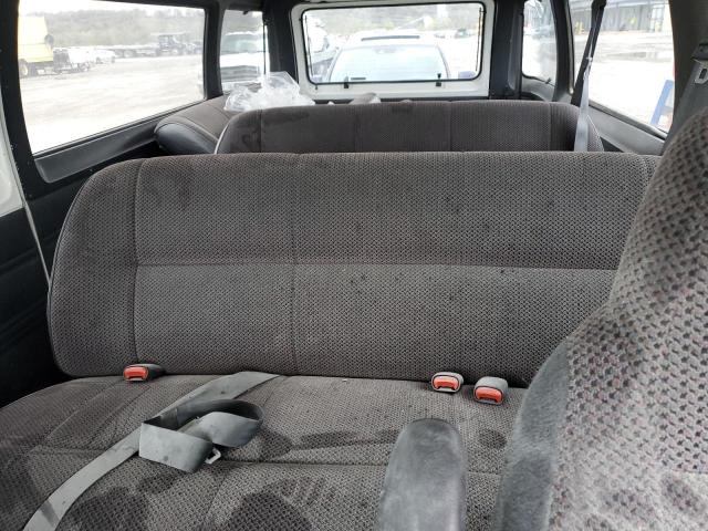 Photo 10 from auction – 2001 DODGE RAM WAGON with VIN 2B5WB35Z41K538058