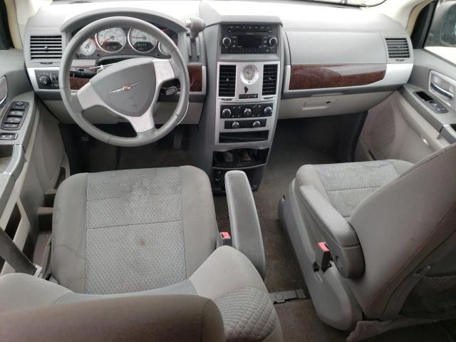 Photo 8 from auction – 2010 CHRYSLER TOWN & COU with VIN 2A4RR5D12AR284696