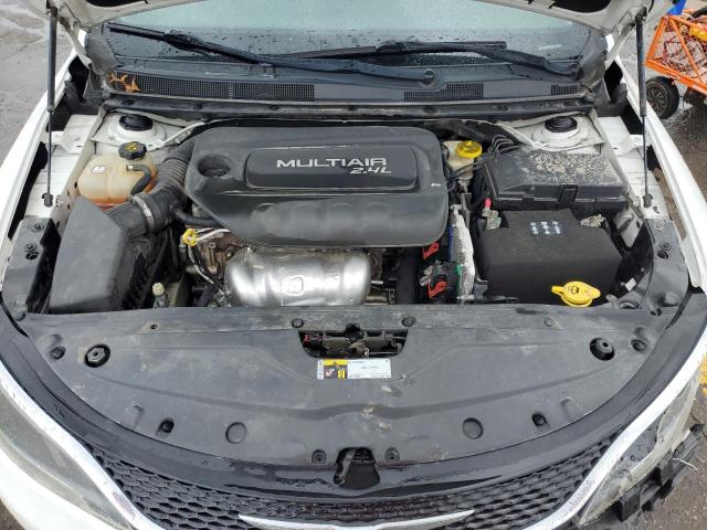 Photo 11 from auction – 2015 CHRYSLER 200 LIMITE with VIN 1C3CCCAB9FN599891