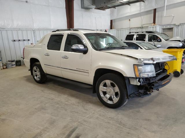 Photo 4 from auction – 2011 CHEVROLET AVALANCHE with VIN 3GNTKGE36BG394497