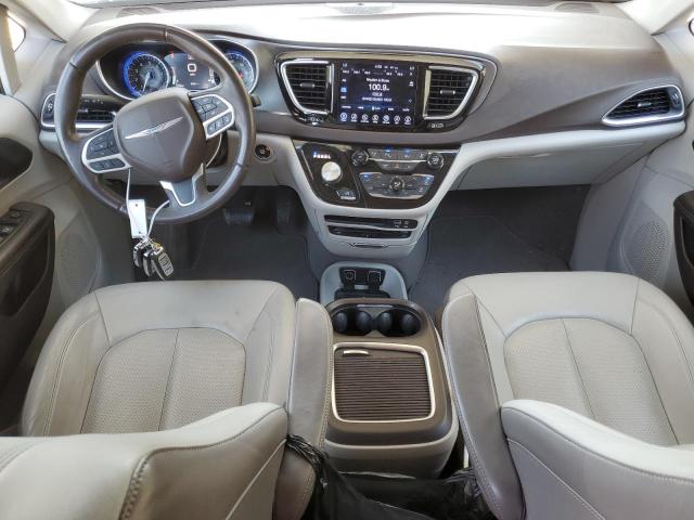 Photo 8 from auction – 2017 CHRYSLER PACIFICA T with VIN 2C4RC1EG6HR542313