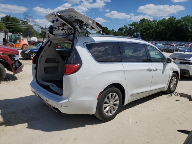 Photo 3 from auction – 2018 CHRYSLER PACIFICA T with VIN 2C4RC1BG2JR350638