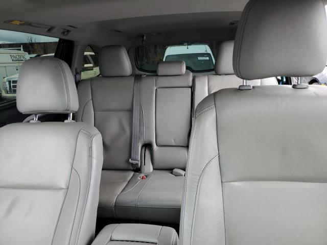 Photo 10 from auction – 2019 TOYOTA HIGHLANDER with VIN 5TDKZRFH5KS565344