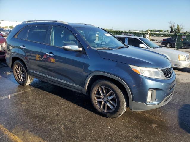 Photo 4 from auction – 2014 KIA SORENTO LX with VIN 5XYKT3A65EG517025