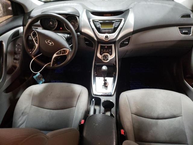 Photo 8 from auction – 2012 HYUNDAI ELANTRA GL with VIN 5NPDH4AE0CH104409