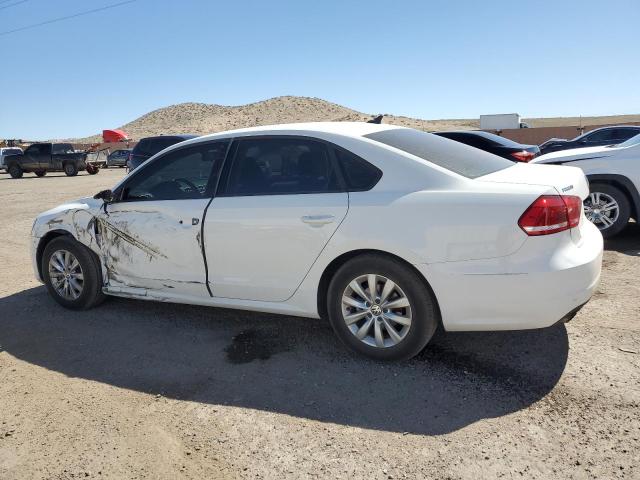 Photo 2 from auction – 2015 VOLKSWAGEN PASSAT S with VIN 1VWAT7A38FC013144