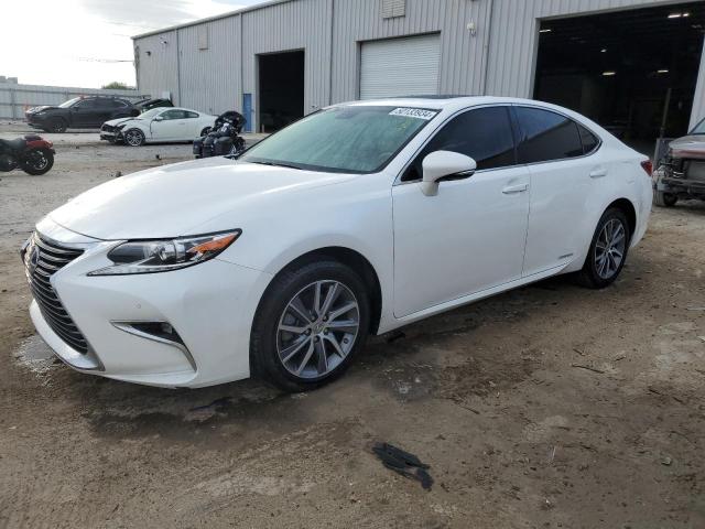 LEXUS ES 300H 2016 с VIN JTHBW1GG4G2109655 - Фото с аукциона