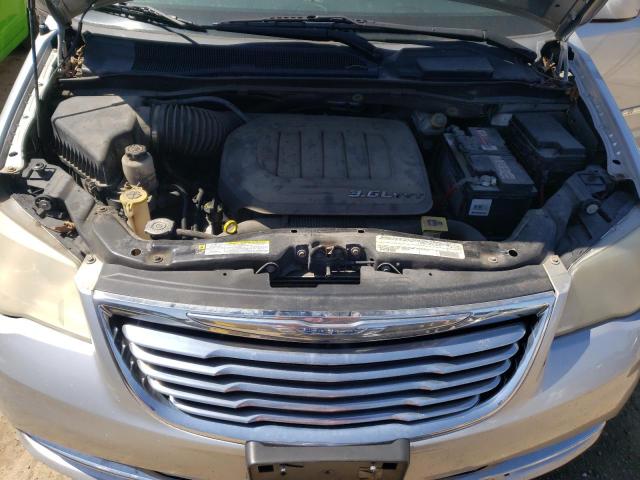 صورة رقم 12 من المزاد - 2011 CHRYSLER TOWN & COU مع VIN 2A4RR5DG8BR613245
