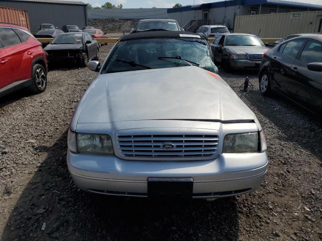 Photo 5 from auction – 2003 FORD CROWN VICT with VIN 2FAHP74W73X157056