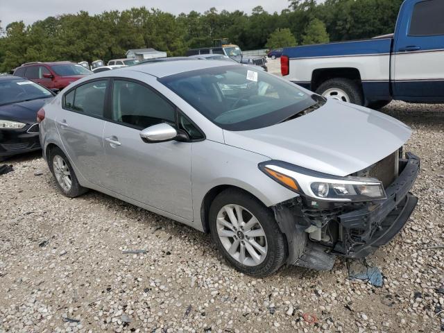 Photo 4 from auction – 2017 KIA FORTE LX with VIN 3KPFL4A75HE002978