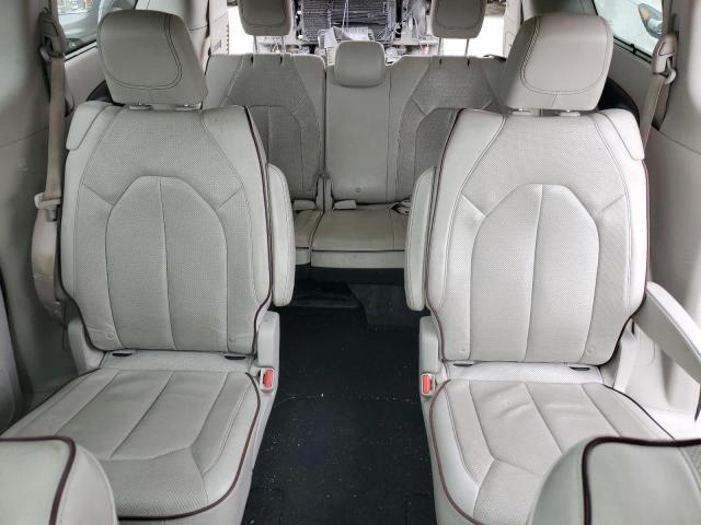 Photo 10 from auction – 2017 CHRYSLER PACIFICA L with VIN 2C4RC1GG7HR592750