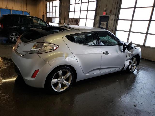 Photo 3 from auction – 2012 HYUNDAI VELOSTER with VIN KMHTC6AD3CU043796