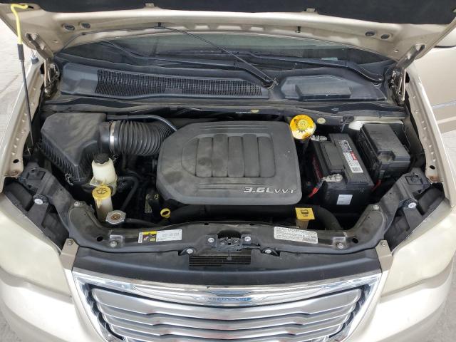 Photo 11 from auction – 2014 CHRYSLER TOWN & COU with VIN 2C4RC1BG9ER177769
