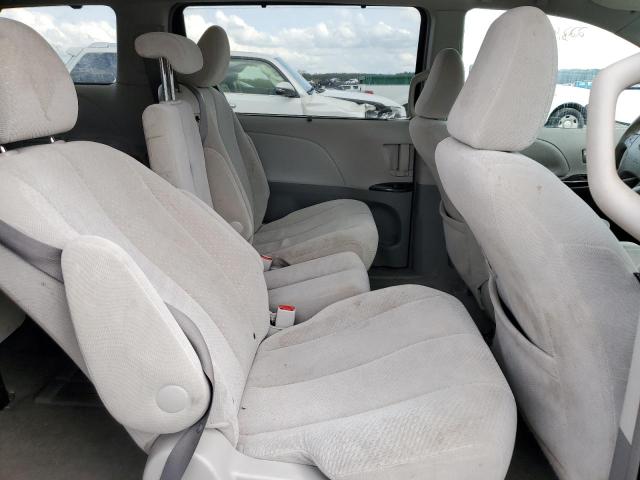 Photo 11 from auction – 2011 TOYOTA SIENNA LE with VIN 5TDKK3DC2BS011283