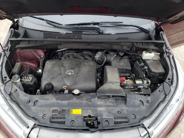 Photo 12 from auction – 2018 TOYOTA HIGHLANDER with VIN 5TDDZRFH4JS892986