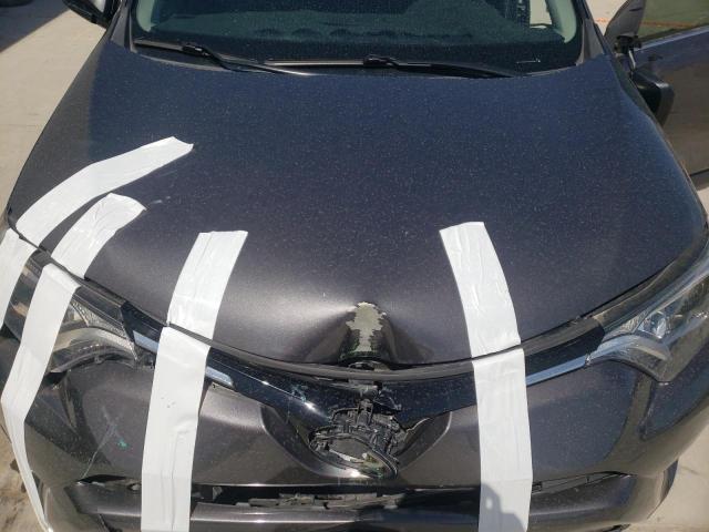 Zdjęcie 12 z aukcji – 2017 TOYOTA RAV4 LE z VIN 2T3BFREV2HW589978