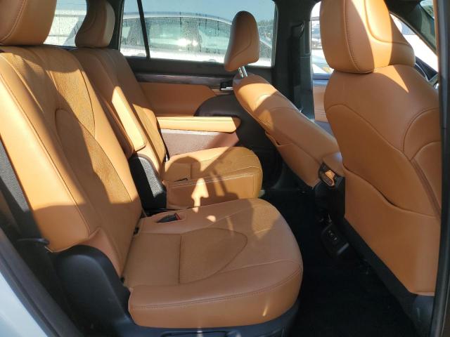 Photo 11 from auction – 2021 TOYOTA HIGHLANDER with VIN 5TDFZRAH5MS067690