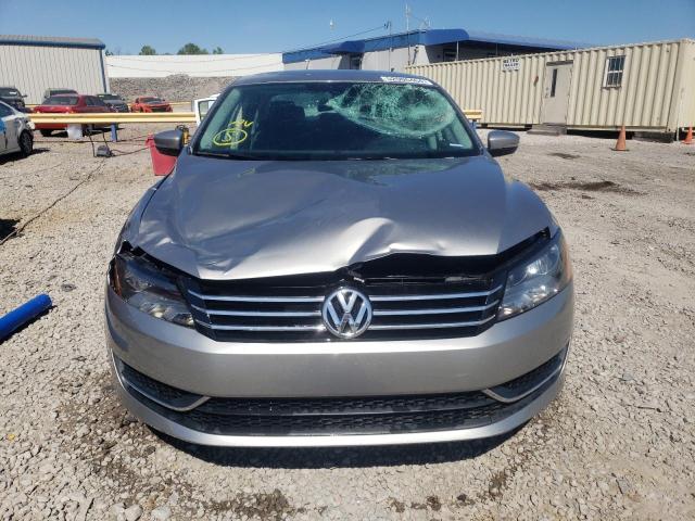 Photo 5 from auction – 2014 VOLKSWAGEN PASSAT S with VIN 1VWAT7A36EC102256