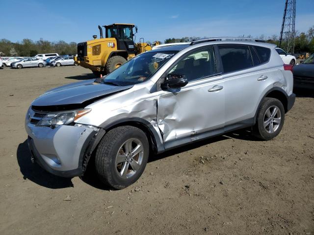 TOYOTA RAV4 XLE 2015 with VIN JTMRFREV3FD134095 - Photo from auction