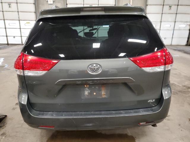 Photo 6 from auction – 2011 TOYOTA SIENNA XLE with VIN 5TDYK3DC7BS102530