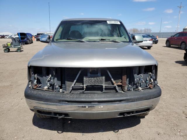 Photo 5 from auction – 2002 CHEVROLET SILVERADO with VIN 2GCEK19TX21283677