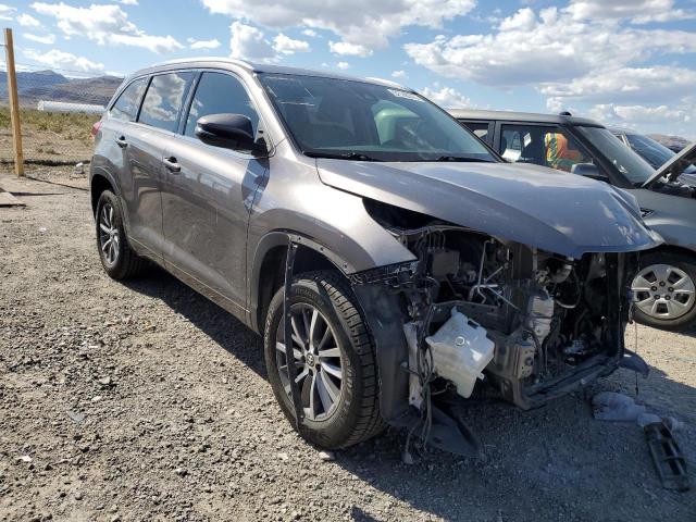 Zdjęcie 4 z aukcji – 2017 TOYOTA HIGHLANDER z VIN 5TDKZRFH7HS525260