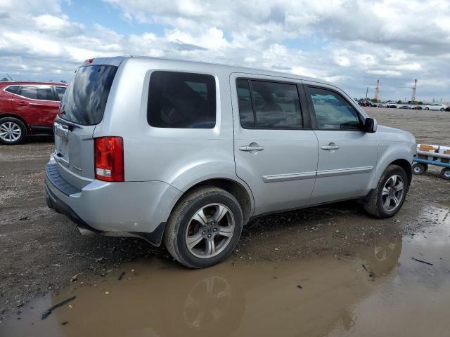 Photo 3 from auction – 2015 HONDA PILOT SE with VIN 5FNYF3H32FB005065