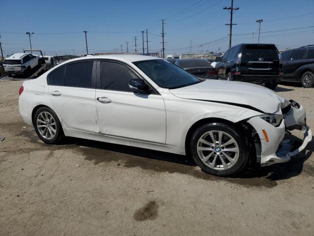 Photo 4 from auction – 2017 BMW 320 I with VIN WBA8E1G30HNU17348