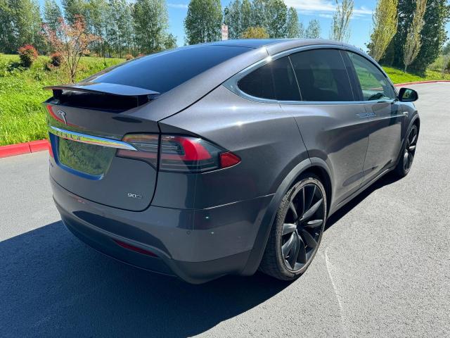 Photo 4 from auction – 2016 TESLA MODEL X with VIN 5YJXCAE25GF004661