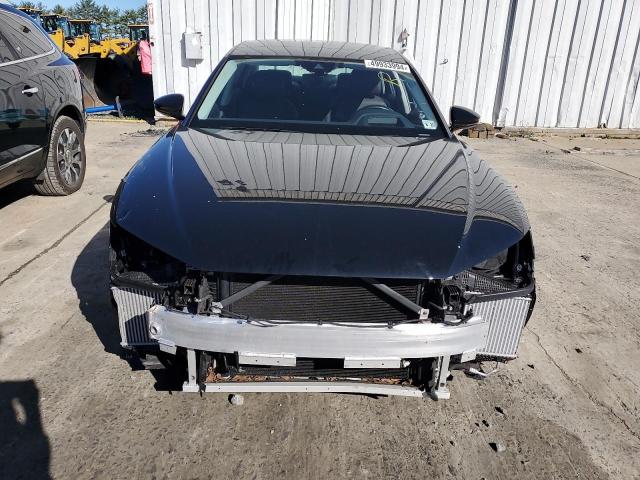Photo 5 from auction – 2020 AUDI A8 L with VIN WAU8EAF83LN010663