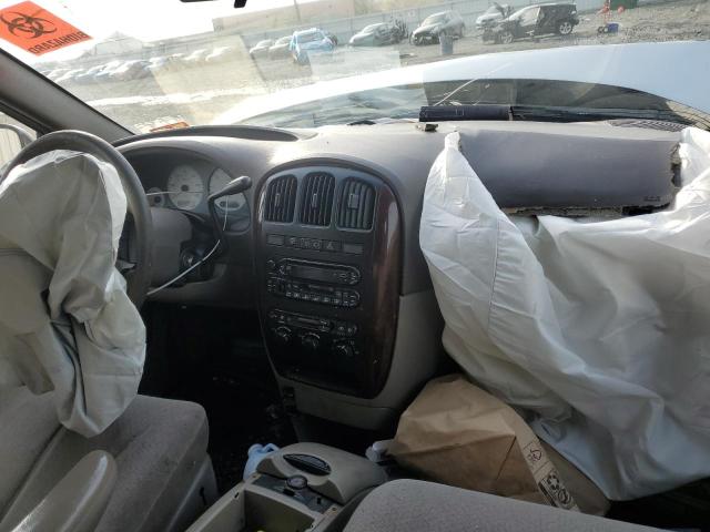 Photo 8 from auction – 2002 CHRYSLER TOWN & COU with VIN 2C8GP44372R783900