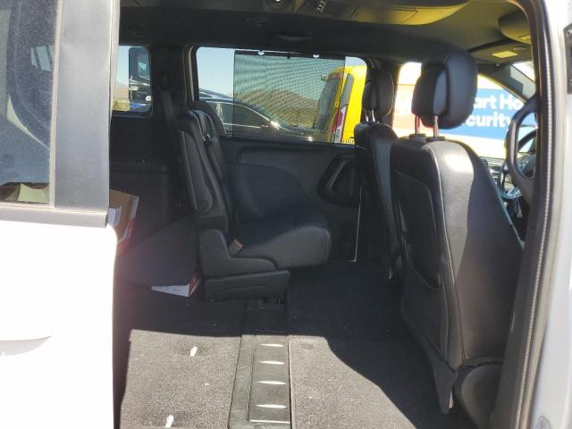 Photo 10 from auction – 2019 DODGE GRAND CARA with VIN 2C4RDGEG8KR556415