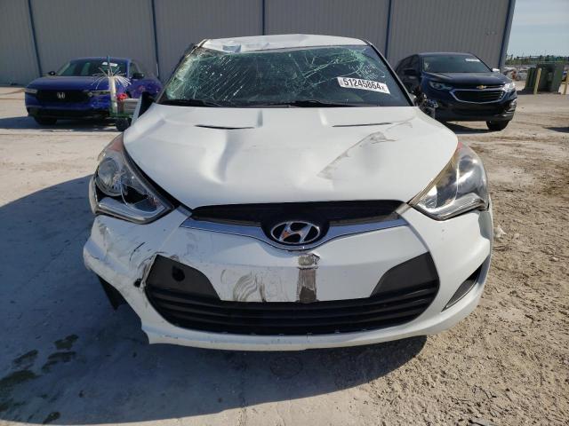 Photo 5 from auction – 2015 HYUNDAI VELOSTER with VIN KMHTC6AD4FU244885