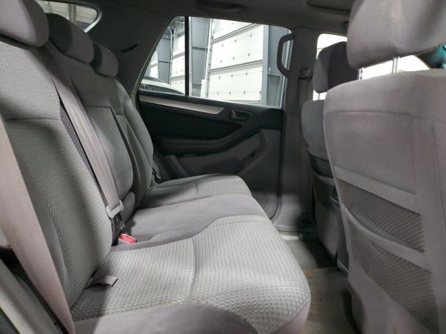 Photo 10 from auction – 2004 TOYOTA 4RUNNER SR with VIN JTEBT14R848014567