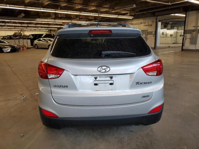 Photo 6 from auction – 2012 HYUNDAI TUCSON GLS with VIN KM8JUCAC4CU401806