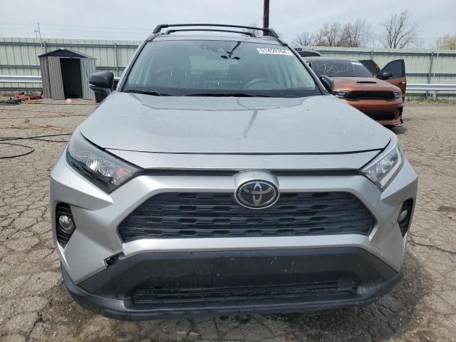 Photo 5 from auction – 2019 TOYOTA RAV4 XLE with VIN JTMW1RFV4KD511544