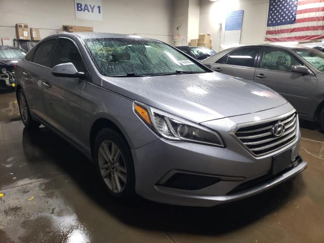 Photo 4 from auction – 2016 HYUNDAI SONATA SE with VIN 5NPE24AF5GH280960