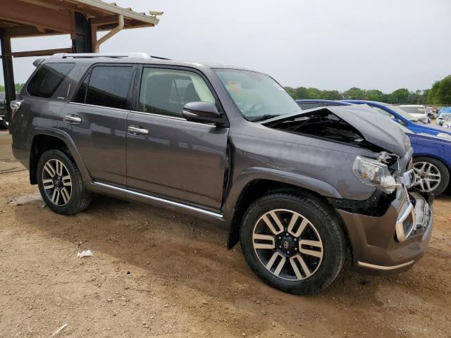 Photo 4 from auction – 2018 TOYOTA 4RUNNER SR with VIN JTEBU5JR3J5598656