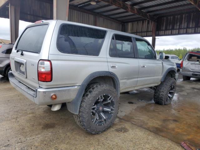 Photo 3 from auction – 2002 TOYOTA 4RUNNER SR with VIN JT3GN86R720244739